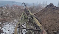 Káble potrhal pri páde zhrdzavený stožiar. Vo Zvolene porucha s dodávkou elektriny pár dní potrvá