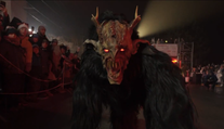 Kontroverzná krampusová šou, v ktorej víťazí dobro nad zlom