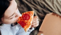 Jete aj bez hladu? Odborníčka vysvetľuje, ako rozoznať emočný hlad