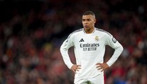 Sláva a peniaze prinášajú veľa problémov. Mbappé by bol rád, ak by jeho deti neznášali futbal