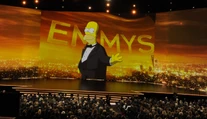 Zomrel známy hudobný skladateľ. Takmer 30 rokov písal hudbu pre Simpsonovcov a získal dve ocenenia Emmy