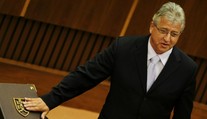 Bývalý hokejista a poslanec Vincent Lukáč skončil v policajnej cele