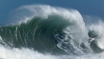 Satelity zachytili na otvorenom mori najvyššie vlny v histórii pozorovaní