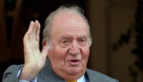 Bývalý kráľ Juan Carlos, ktorý je vyšetrovaný pre korupciu, opustil Španielsko