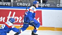 Výkony Dvorského na MS20 zaujali aj vedenie St. Louis Blues. Generálny manažér však nechce jeho rozvoj uponáhľať