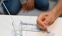 Mária pred piatimi rokmi prišla o schopnosť vnímať vône. Mnohí Slováci zostávajú zaseknutí v systéme