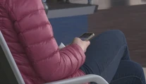 Deti by mohli prísť o prístup na sociálne siete. Na stole sú dva rozdielne návrhy