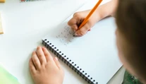 Otec zverejnil poznámku, ktorú syn priniesol zo školy. Nechápe, čo urobil zle