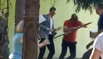 VIDEO: Bitka počas slovenskej slávnosti v Srbsku. Medzi útočníkmi boli aj predstavitelia samosprávy