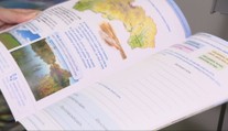 Ceny učebníc rastú a školám nebudú stačiť peniaze. Niektorí rodičia však zrejme budú platiť menej