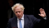 Johnson úmyselne zavádzal poslancov o lockdownových večierkoch. Vyšetrovanie trvalo vyše roka