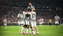 Juventus zostal na víťaznej vlne. Frosinone poľahky zvíťazilo vo Florencii, Bobček ešte na súpiske nefiguroval