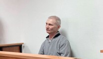 Ruského otca, ktorého odsúdili za obrázok dcéry, zadržali v Minsku