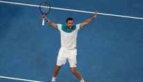 Čilič sa stal prvým finalistom Australian Open, Edmunda zdolal v troch setoch
