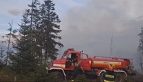 Slovensko vyschlo a stačí malá iskra. Hasiči bojujú s požiarmi na viacerých miestach