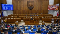Zatajujú svoje majetky? Ľudia v prieskume vystavili politikom mimoriadne nelichotivé vysvedčenie