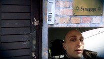 Mohol byť z toho krvavý masaker. Útočník v Halle sa ale nevedel dostať cez dvere do synagógy