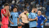 Radosť cez slzy? Slovan stihol pred vypadnutím zarobiť fanúšikovi poriadny balík