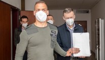 Dvojica, ktorá sa snažila uplatiť štátneho tajomníka, dostala podmienečný trest