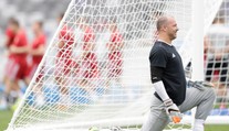 Legendárny Király zavesil reprezentačné tepláky na klinec