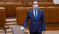 Poslanec Čepček nemôže tri mesiace chodiť na klub OĽANO. Dôvodom je jeho opakované hlasovanie s kotlebovcami