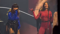 Ich spoločný duet valcuje sociálne siete. Dua Lipa si na koncerte pozvala na pódium Ewu Farnu