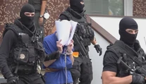 Mužovi, ktorý zastrelil dvoch mladíkov na hasičskej zábave, hrozí v obnovenom procese doživotie