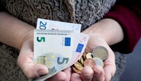 O pár dní príde 13. dôchodok: Kedy dostanete peniaze? (PREHĽAD)