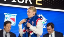Majster sveta z Bratislavy podpísal nováčikovskú zmluvu v NHL