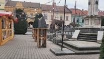 Počas trhov z neho vraj ľudia urobili verejné toalety. Mesto Prešov dostalo pokutu za zneuctenie Pamätníka osloboditeľov