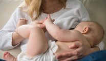 Škodlivá dojčenská výživa naďalej spôsobuje problémy. Desiatky bábätiek skončili v nemocnici