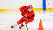 Keď prišiel na prvý tréning spadla mu sánka. Slováka na kempe vítala obrovská legenda NHL (rozhovor)