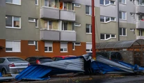 Štát ponúka pomoc ľuďom, ktorým búrky poškodili majetok: Domácnosti môžu požiadať o príspevok
