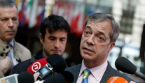 Farageova strana nebude sedieť v britskom parlamente