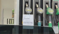 „Diesel nemáme.“ Na pumpách sa začali objavovať výpadky nafty