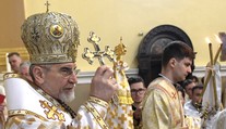 Polícia vyšetrovala vladyku Chautura pre sexuálne obťažovanie. Neskôr celú vec zastavila