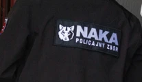 Do sídla NAKA v Bratislave priviezli dvoch členov skupiny sátorovcov. Ich výpovede vraj nesedia