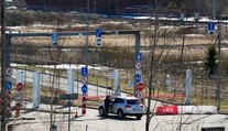 GALÉRIA: Fínsko predstavilo prvý úsek plota na hranici s Ruskom