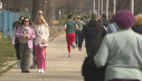 Takmer každý vie, že by mal denne urobiť 10-tisíc krokov. S týmto číslom však neprišla veda, ale reklama