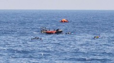Prevrátenie lode s migrantmi pri Líbyi si mohlo vyžiadať vyše 200 mŕtvych