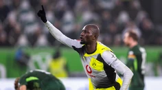 Bundesliga: Vavrov Wolfsburg podľahol favoritovi a je tesne nad pásmom zostupu. Dortmund natiahol sériu
