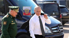 Rusko cielene spomalilo ofenzívu na Ukrajine, aby nezabíjalo civilistov, vyhlásil ruský minister obrany