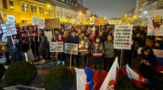 V Košiciach sa konal protivládny protest o deň skôr. Prišlo viac ľudí ako inokedy, oznámil organizátor