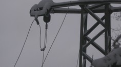 Ľudia na strednom Slovensku odstavení od elektriny strávili Vianoce ako kedysi, pri sviečkach. Bol to autentické, hovoria