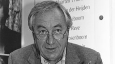 Zomrel významný holandský spisovateľ Cees Nooteboom. Pamätná zostáva jedna jeho desivá spomienka