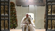 VIDEO: Pápež otvoril Sväté dvere Baziliky sv. Petra, čím sa začal Svätý rok