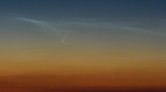 Nenechajte si ujsť pozorovanie najjasnejšej kométy. V noci ju uvidíme aj zo Slovenska!