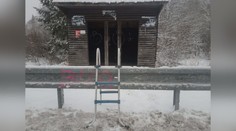 Hanbiť by sa nemuseli ani Pat a Mat. Na autobusovej zastávke pod Tatrami sa objavila veľká rarita