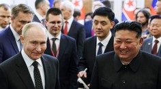V prípade útoku si pomôžu. Putin a Kim Čong-un podpísali dohodu, ktorá znepokojuje svet
