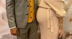 Slovenský spevák sa stal otcom. Jeho budúca manželka priviedla na svet dievčatko